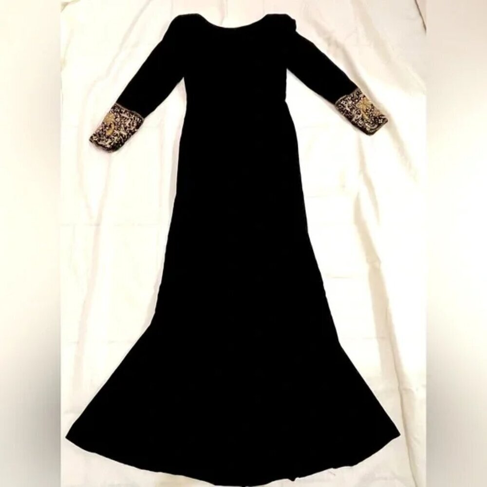 VINTAGE 1980s Victor Costa Velvet Gown | Rear Deep-v | Sequin Design - Size 8 - Picture 12 of 12